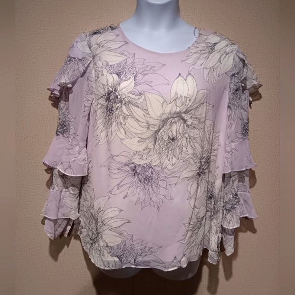 Vince Camuto Lilac Floral Ruffle Blouse Size 2X New - Picture 1 of 5